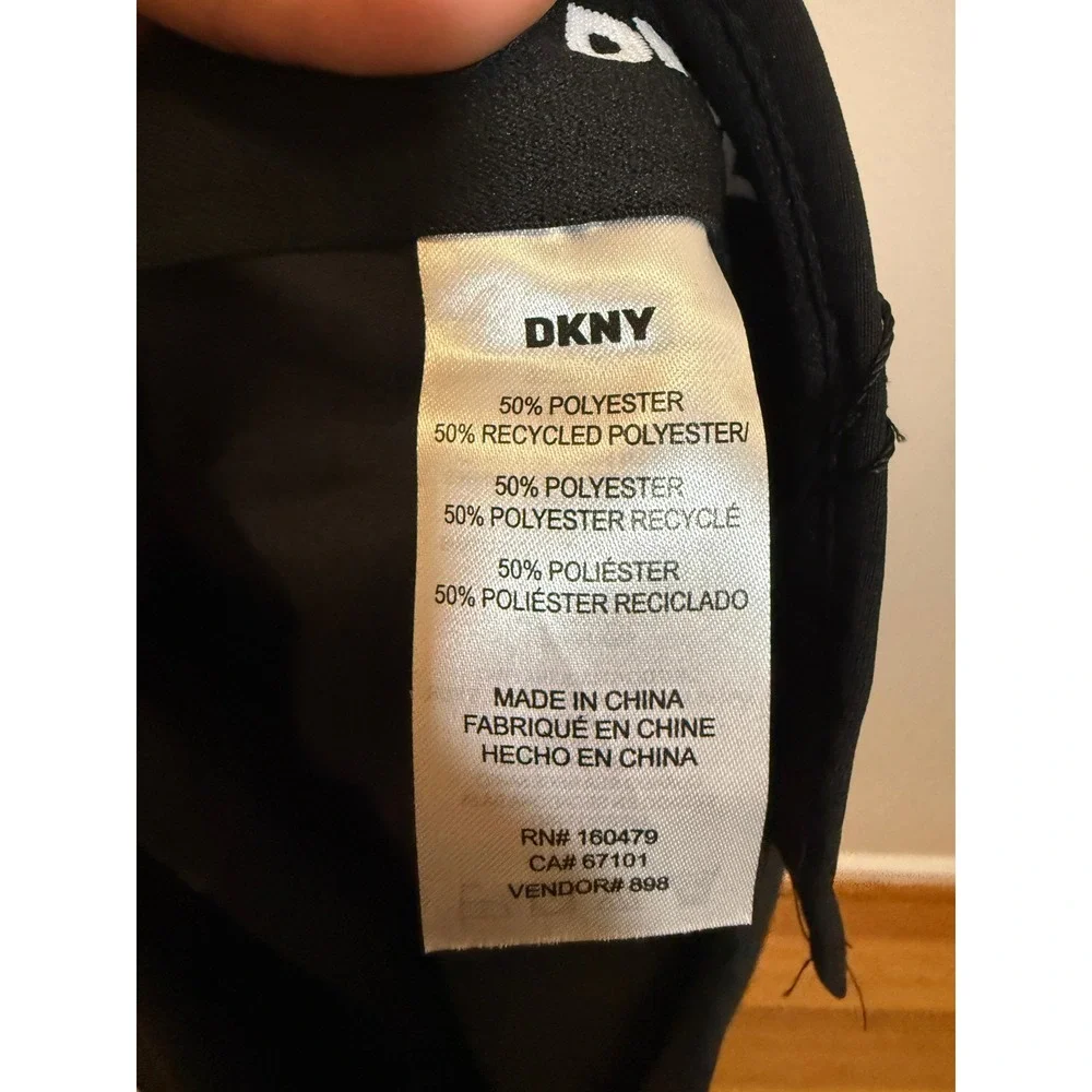 DKNY Universal Tech Pant Mens 38x30 Black Slim Fit Water Repellent NWT